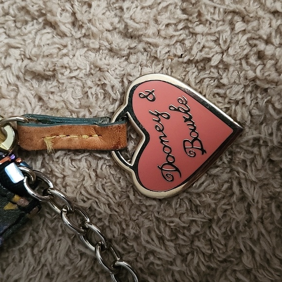 Dooney & Bourke Rainbow Stars Keychain Wallet Pink Heart Fob - Picture 4 of 4